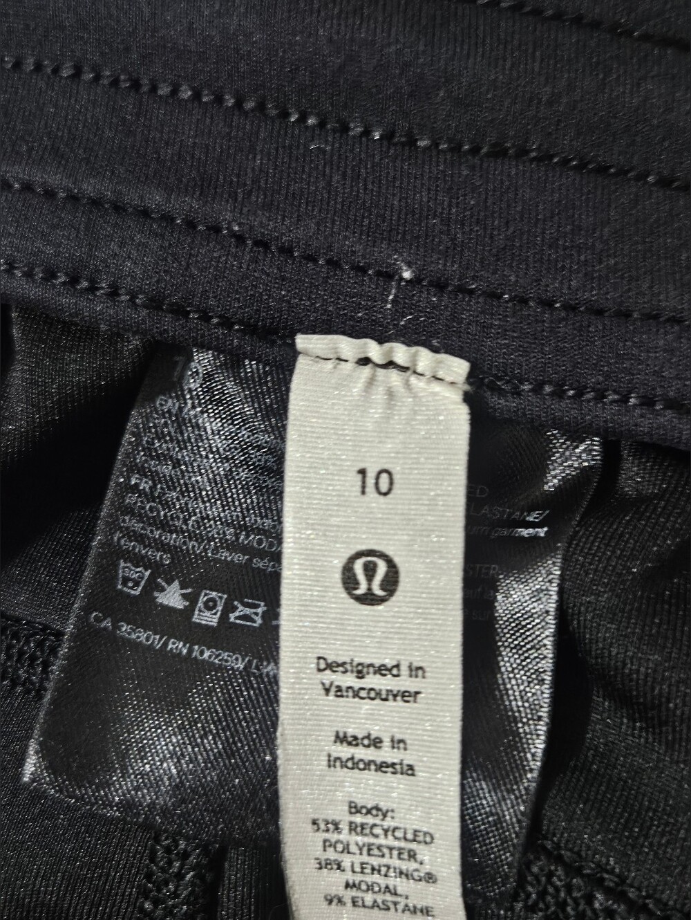 Lululemon Softstreme High-Rise Straight-Leg Cropped Pant Size 10 Black - Picture 7 of 8